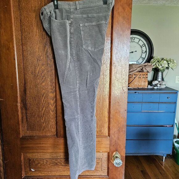 Ralph Lauren Vintage Corduroy Pants – Women’s 12 – Gray Straight Leg - Picture 3 of 12